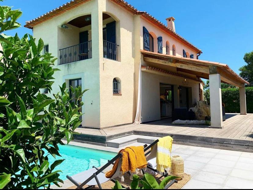 Le Petit Bali Spacieuse Villa Pour 8 Avec Piscine 생시프리앙 외부 사진